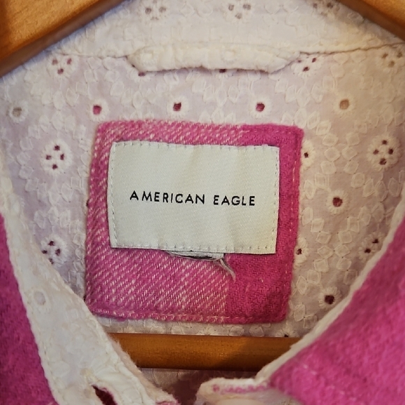 American Eagle Pink and White Shirt - Picture 3 of 5